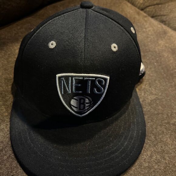 NBA Brooklyn Nets Logo Adidas Fitted Hat Cap large ( 7 3/8) - Picture 1 of 4